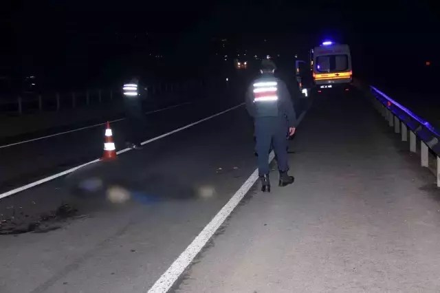 Tekirdağ'da karayolunda yürüyen yayaya tır çarptı, şahıs hayatını kaybetti