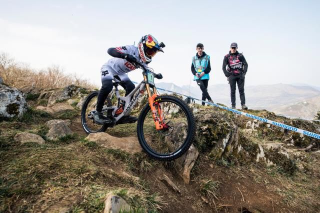 2022 UCI Dağ Bisikleti Dünya Kupası'nın tüm heyecanı sadece Red Bull TV'de