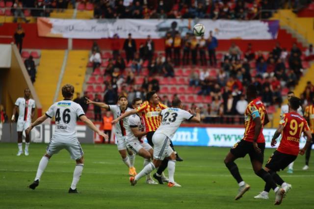 Kara Kartal, Avrupa aşkına geri döndü! Beşiktaş, Kayserispor'u 3 golle geçti