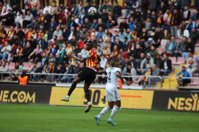 Valerien Ismael canlı yayında Beşiktaş'ın yıldız futbolcusunu yerden yere vurdu: Bu kabul edilemez