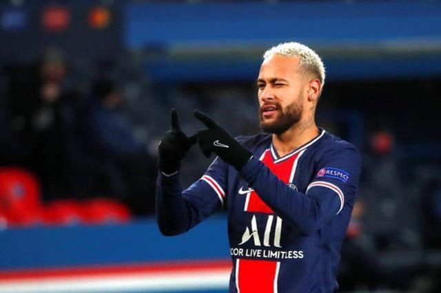 Messi'ye fark attı! Ronaldo sosyal medya takipçi sayısında ilk sırada