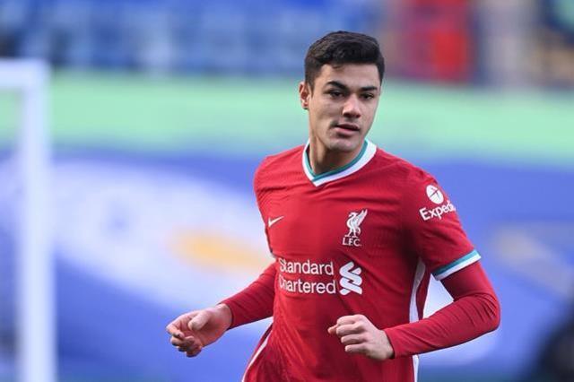 Ozan Kabak bombası! Süper Lig'i ekibi milli futbolcuyu kadrosuna katacak