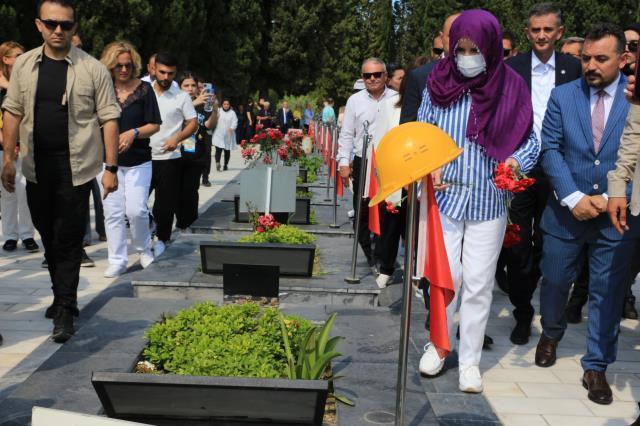 'Çiftçimiz fiyatlardan dolayı hayvanlarına oruç tutmayı öğretti' diyen Akşener'e vatandaştan tepki