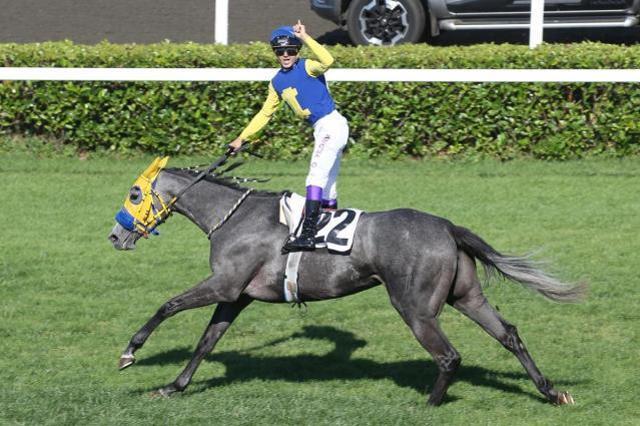 Son Dakika: 96. Gazi Koşusu'nu Özcan Yıldırım'ın jokeyliğini yaptığı Secret Power kazandı