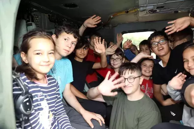 Bakan Soylu sel mağduru çocukların isteğini kırmadı