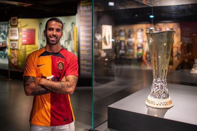 Son Dakika: Sergio Oliveira resmen Galatasaray'da! İşte bonservis bedeli ve alacağı maaş