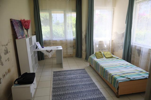 Çöp evden kurtarılan Cem Muhammet, annesinin velayetini alması durumunda yeni eve taşınacak