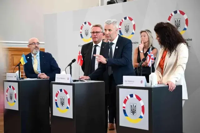 Son dakika haber... Ukrayna'ya 26 ülkeden 1,55 milyar dolarlık askeri yardım sözü