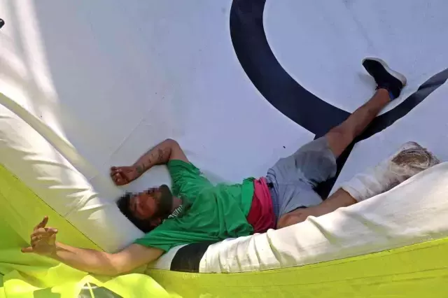 2 gün önce canına kıymak isterken polis tarafından kurtarılmıştı! Bugün 15. kattan atlayıp intihar etti