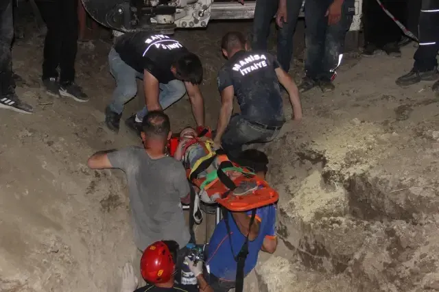 Kuyuya düşen minik Aybars 4 saat sonra kurtarıldı