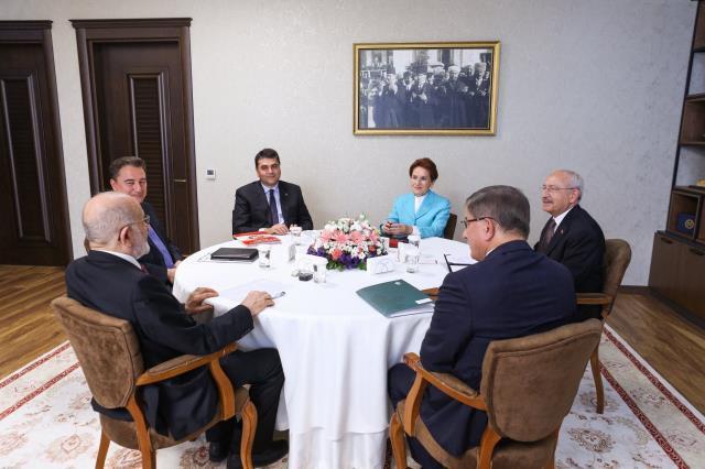 İlk turun son toplantısında bir araya gelen 6'lı masadan açıklama: Ortak adayımız 'Herkesin Cumhurbaşkanı' olacak