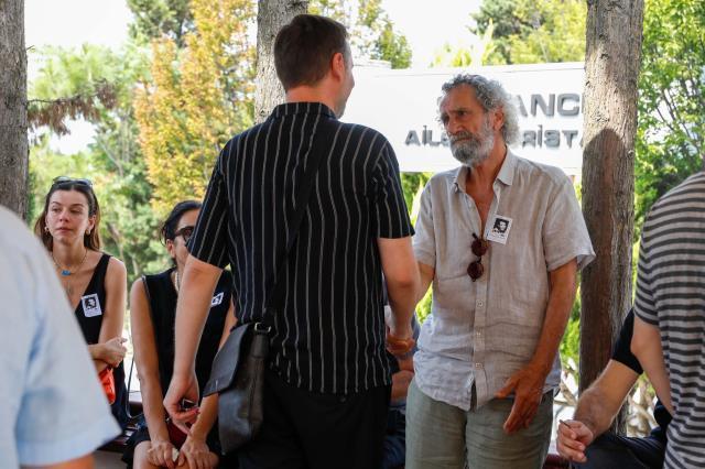 Usta oyuncu Civan Canova son yolculuğuna uğurlandı