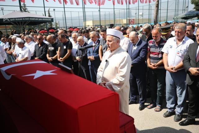 Şehit Astsubay Okan Meteöz son yolculuğuna uğurlandı