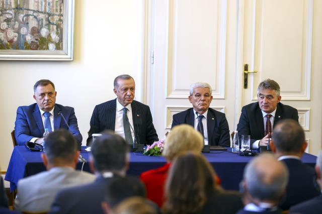 Son Dakika: Cumhurbaşkanı Erdoğan'dan Yunanistan'a bir rest daha: Anlattıklarım rüya değil, bir gece ansızın gelebiliriz