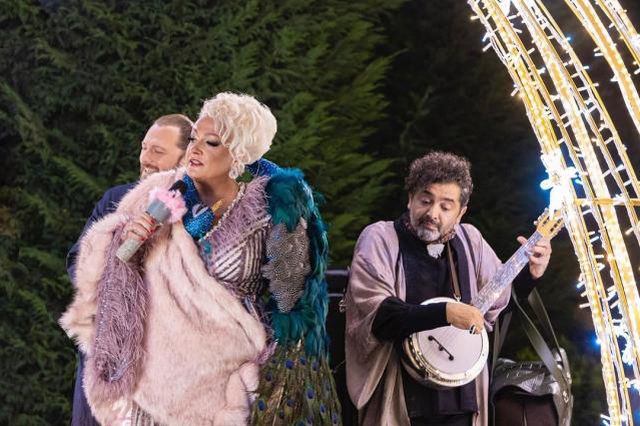 Yeni filminde tesettürlü bir kadını oynayan İrem Sak'tan ilk poz geldi