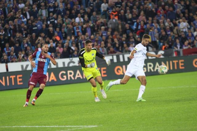 Fırtına tat vermedi! Trabzonspor, sahasında Kasımpaşa ile puanları paylaştı