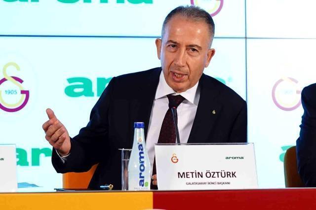 Galatasaray İkinci Başkanı Öztürk'ten muhabirin 'Ronaldo transferinde son engel kalktı diyebilir miyiz?' sorusuna yanıt