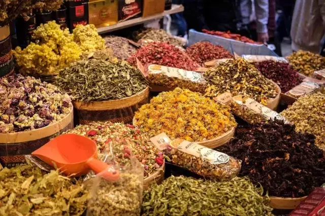 Talep arttı, geçen yıl kilosu 150 liradan satılan kış çayının fiyatı katlandı