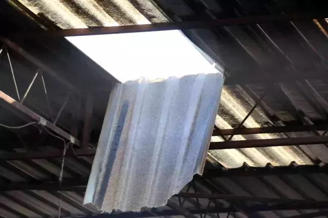 Acı haberi alarak olay yerine koştu, kardeşinin cesedine bir an olsun bakamadı