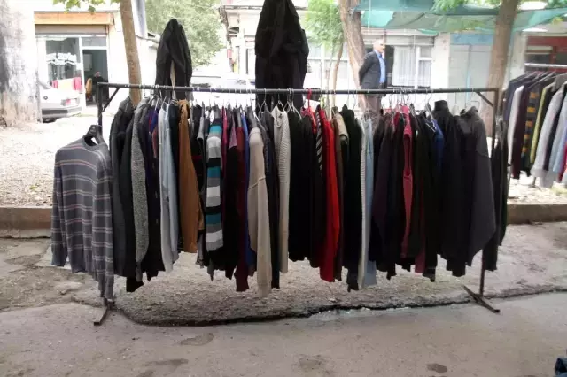 Bu mağazada kıyafetler çok uyguna satılıyor! Ancak hikayesini öğrenenler ürpererek satın alıyor