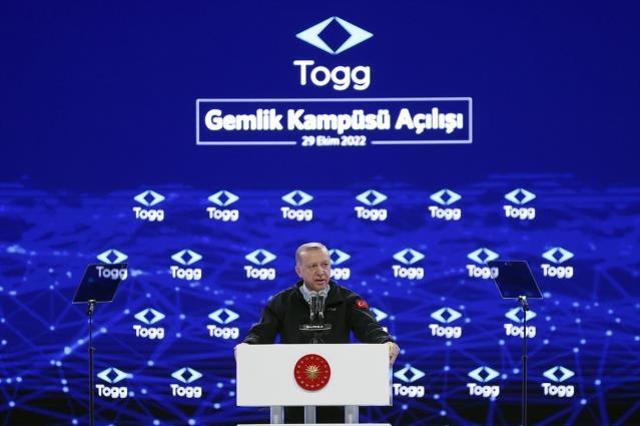 Son Dakika! Türkiye için tarihi gün! Togg fabrikasındaki ilk araç banttan indi