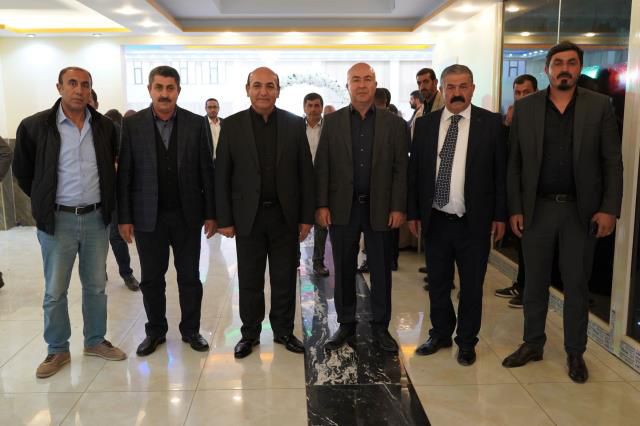 Aşiret düğününde gelinle damada 1,5 milyon liralık takı ve para