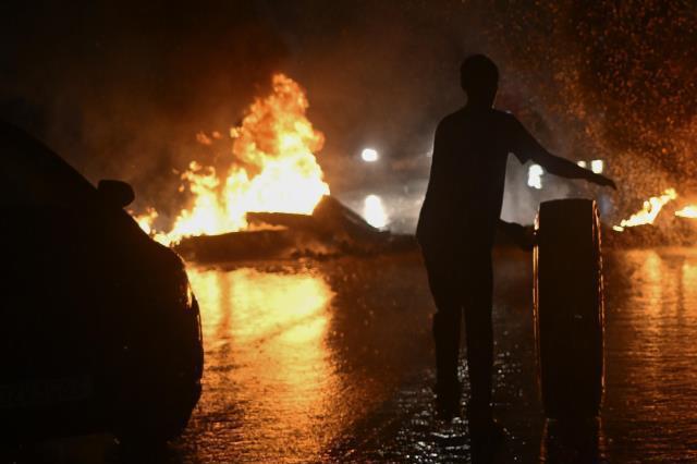 Bolsonaro'nun seçimi kaybettiği Brezilya'da kamyoncular yolları kapattı