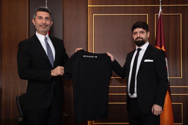 Galatasaray'da yeni iş birliği! Espor forma ense sponsorunu açıkladı