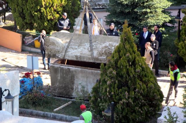 Roma dönemine ait lahitten insan kemikleri çıktı