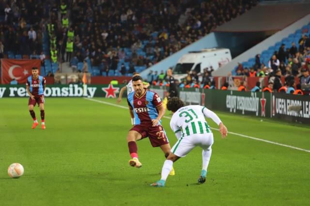 Trabzonspor, Avrupa Ligi'ne veda etti! Temsilcimiz yoluna Konferans Ligi'nde devam edecek