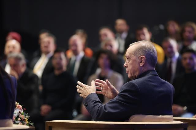 Suriye'ye kara harekatı sinyali veren Erdoğan, ABD'ye de sert sözlerle yüklendi: Bize bu yanlışı yapıyorsunuz