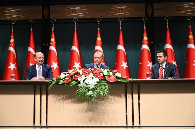 Türk-İş, asgari ücretin belirlendiği toplantıya neden katılmadı? Nedenini Cumhurbaşkanı Erdoğan açıkladı