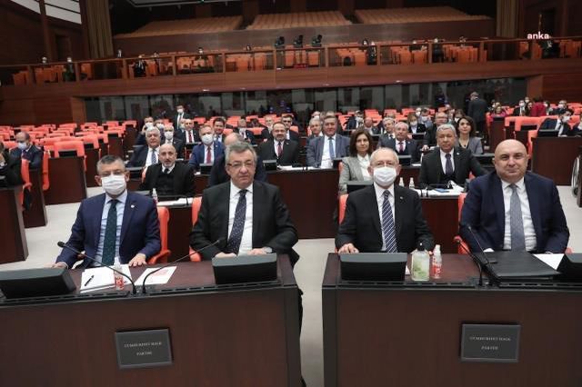 CHP'den milyonlarca emekli için kanun teklifi: En düşük maaş asgari ücret seviyesinde olmalı