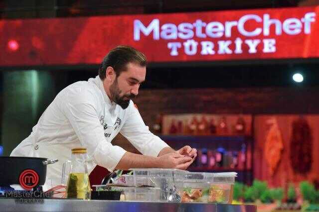 Masterchef şampiyonu kim oldu 2023? Metin mi Kıvanç mı? Masterchef Türkiye 2022 kazananı kimdir? Metin kaç puan farkla şampiyon oldu?