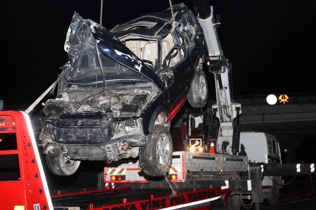 Cenazeye giderken kaza yaptılar: Aynı aileden 2 ölü, 2 yaralı