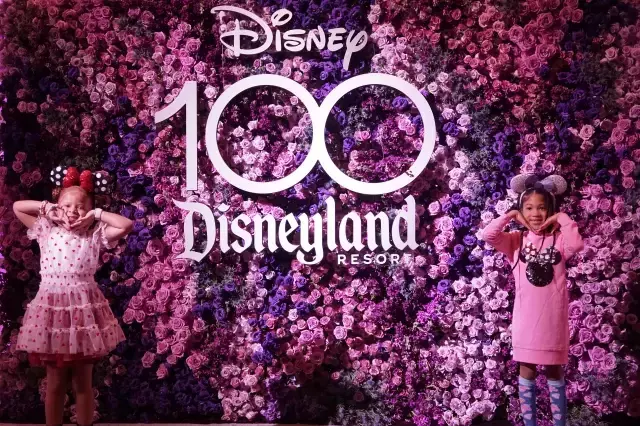 ABD'de Disney'in 100. Yıl Dönümü Kutlamaları Başladı