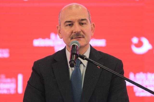 Bakan Soylu'nun 'Pis ellerini üzerimizden çek' dediği ABD Büyükelçisi Boğaz'a demir atan savaş gemisine çıktı