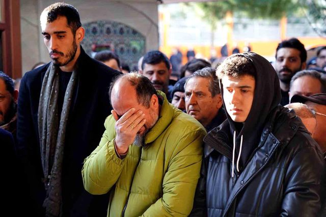Gözyaşlarıyla uğurlandı! Milli basketbolcu Nilay Aydoğan, toprağa verildi