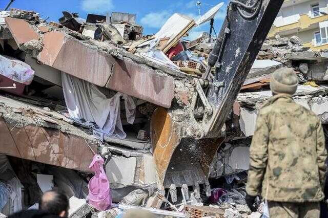 Deprem bölgesi için 'yer altı suyu' uyarısı: Çürümüş yumurta gibi kokuyorsa kullanmayın