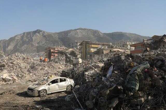 Son Dakika: Depremde hayatını kaybedenlerin sayısı 39 bin 672'ye yükseldi