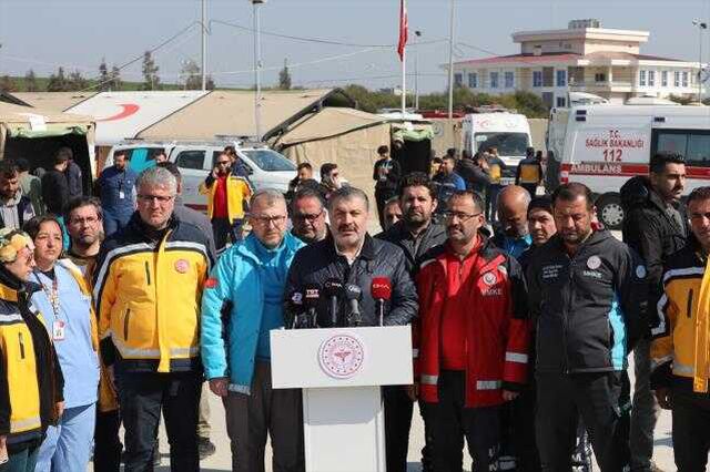 Sağlık Bakanı Koca: Deprem bölgesinde bulaşıcı hastalıklarla ilgili riskler kontrol altında