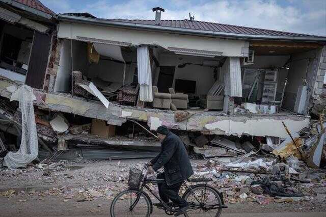 Son Dakika: Depremde hayatını kaybedenlerin sayısı 42 bin 310'a yükseldi