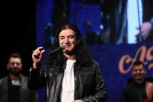 Şarkıcı Murat Kekilli, koruyucu aile olmak için başvuru yaptı