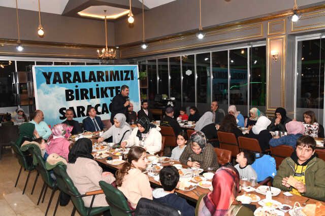 Başkan Asya, ilk iftarı depremzedelerle birlikte yaptı