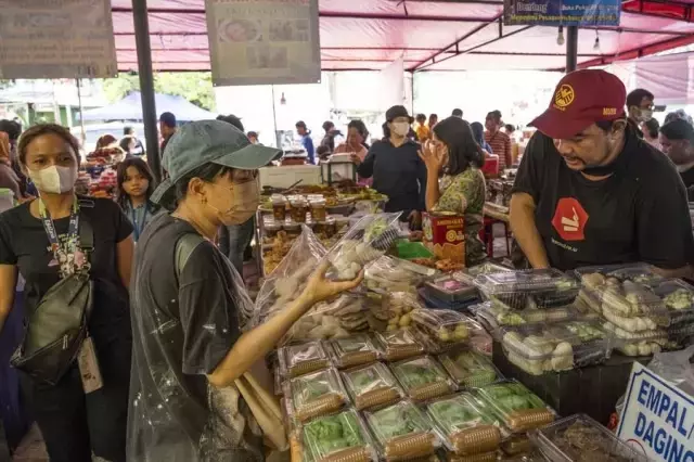 Endonezya Pazarında Ramazan Coşkusu