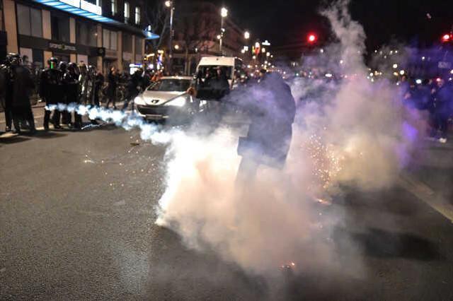 Fransa Çalışma Bakanı, bakanlara 'Gerekli olmadıkça ortalıkta görünmeyin' talimatı verildiğini söyledi Açıklaması
