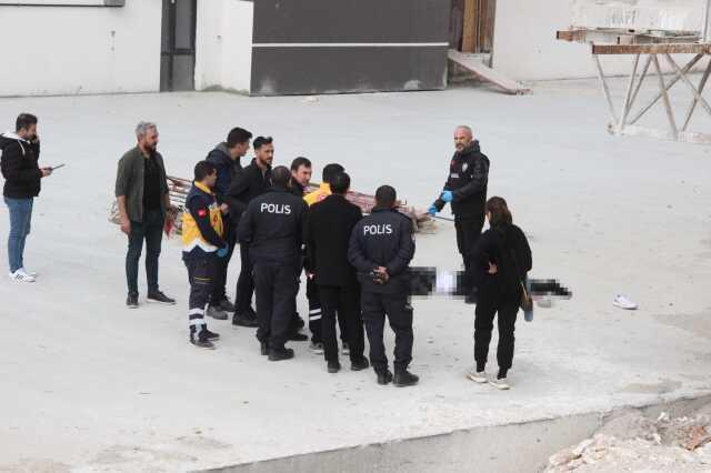 Sahurda evinden ayrılan genç, 11 katlı bina inşaatında ölü bulundu