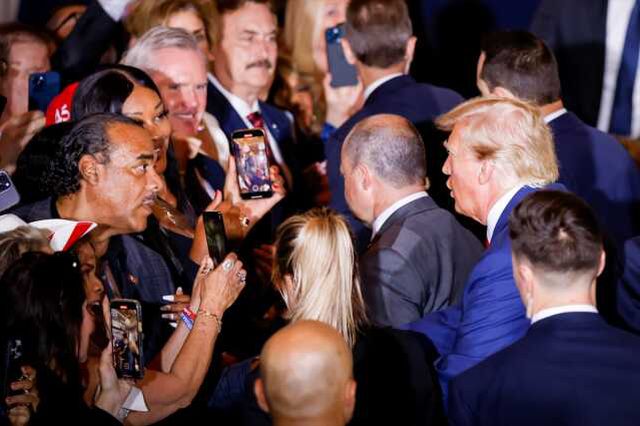 Eski ABD başkanı Trump dava süreci hakkında konuştu! Yaşananları 'Seçim müdahalesi' olarak tanımladı, bir de Biden'ı suçladı