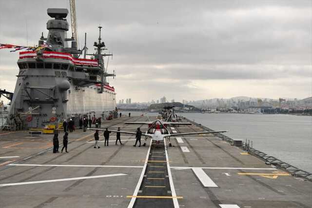 Son Dakika! Dünyanın ilk SİHA gemisi TCG Anadolu, TSK'ya teslim edildi