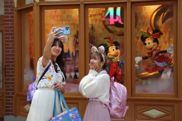Tokyo Disneyland 40. Yıldönümünü Kutluyor